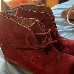 Red maroonish shoes